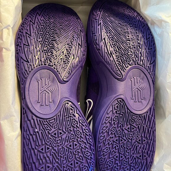 Kyrie Low 5 TB Promo \'Court Purple\' NIB M 15 W 16.5 main image 6